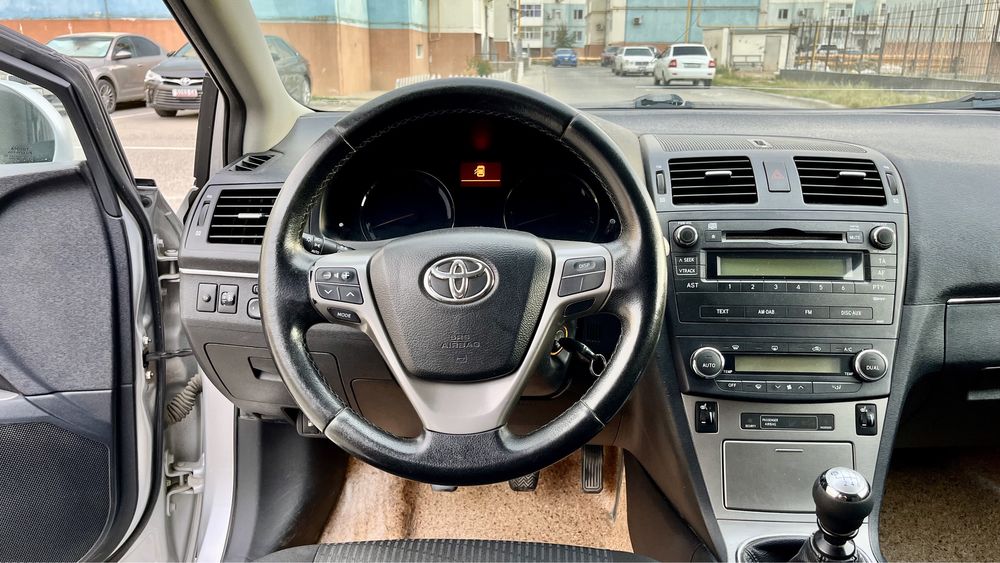 Продается Toyota avensis