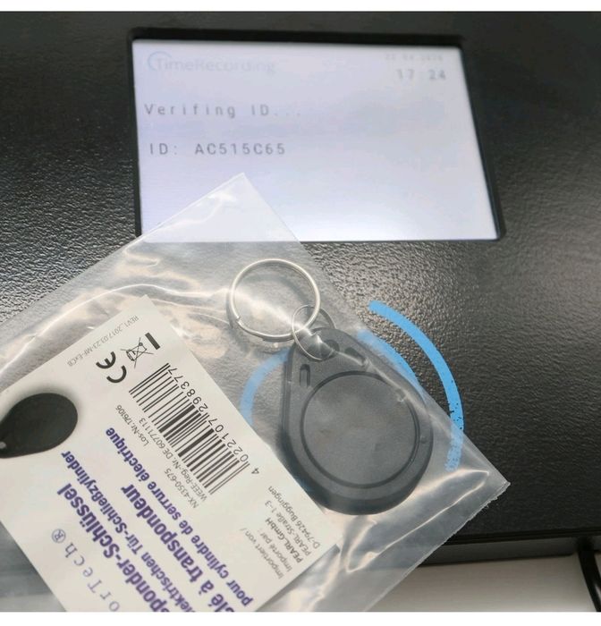 IDENTsmart ID800 dispozitiv electronic de pontaj cu brelocuri RFID contactless monitorizare acces personal