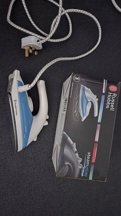 Fier de călcat de voiaj Russell Hobbs Steamglide Travel – Ca nou + CADOU