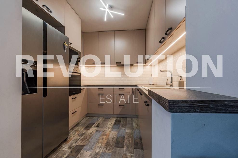 Дава се под наем Къща в к.к. Камчия - 420 кв.м за 2400 € - Снимка #3