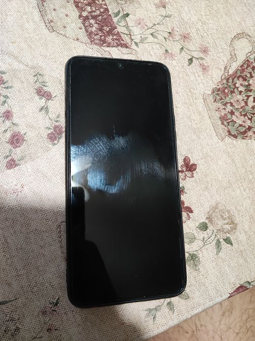 Продам телефон хороший