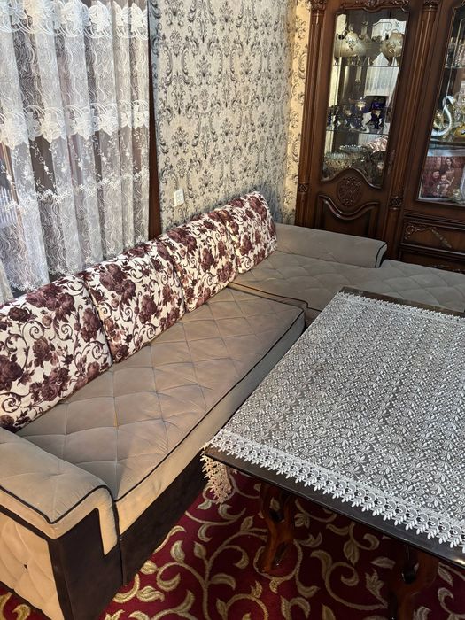 Диван уголок сотилади