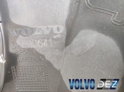 Bara fata cu spalator de faruri si 4 senzori VOLVO XC90 2015-2020 31690641