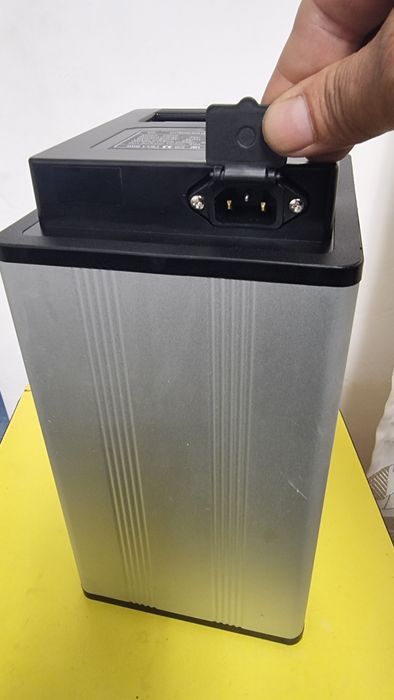 Baterie Triciclu,Scuter 48V / 48AH cu Încărcător Original