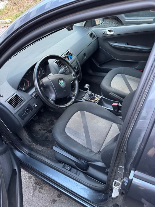 Шкода фабия комби