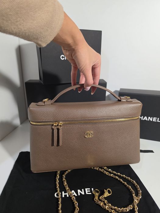 Налична чанта Chanel Lunch Box 26c