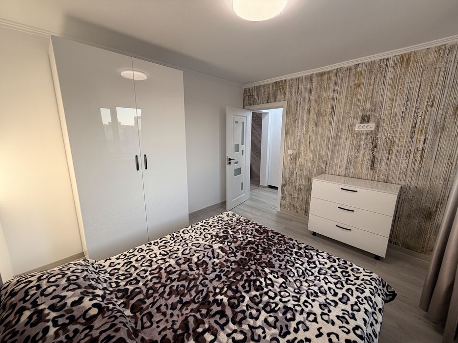 Inchiriez 2 garsoniere si un apartametn 2 camere  termen lung