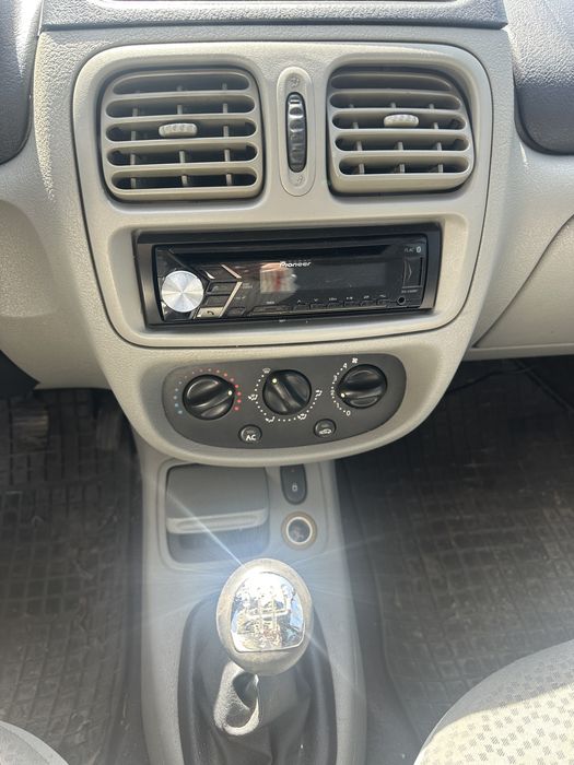 Renault Clio Symbol