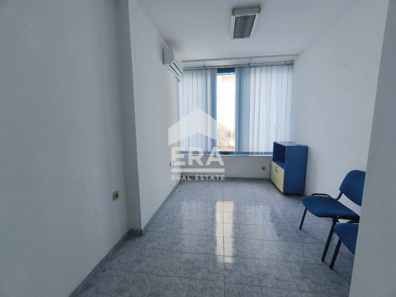 Дава се под наем Офис в Хасково, Дружба 1 - 33 кв.м за 159.12 € - Снимка #3