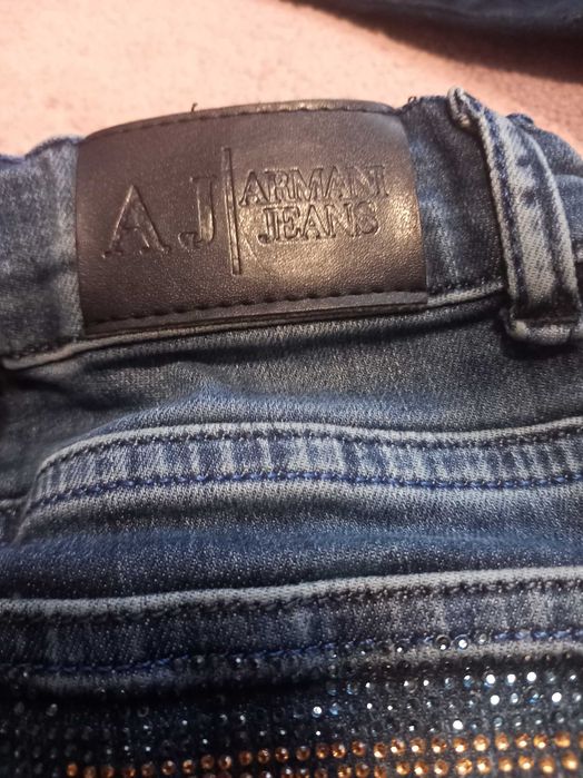 Оригинални Дънки Armani Jeans за малка дама