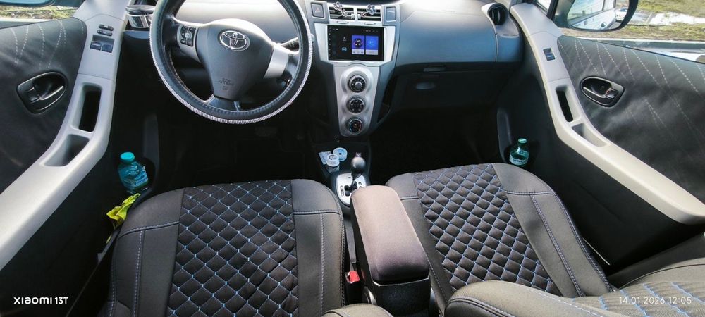 кола Tayota Yaris 2007