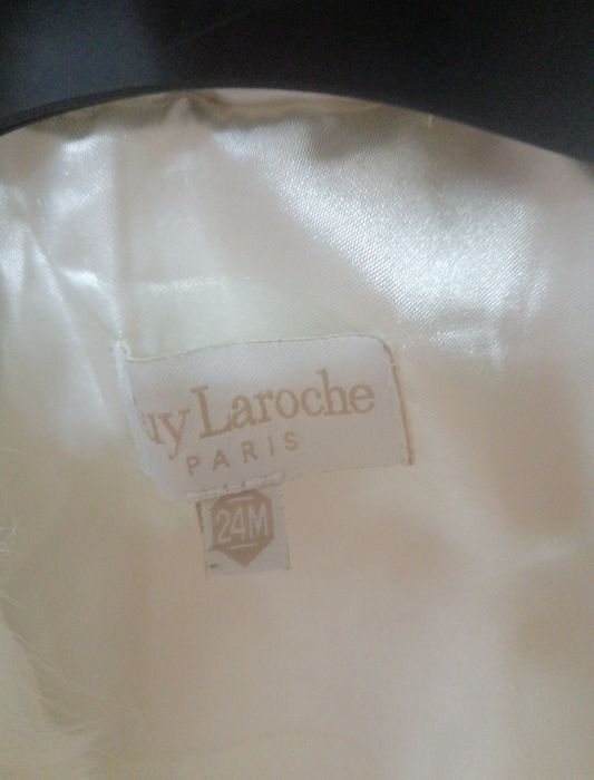 Бяло палто от естествена кожа