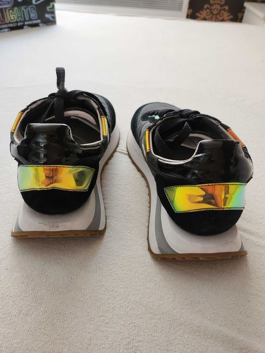 Дамски спортни обувки Yoncy® естествена кожа черни, р.39.