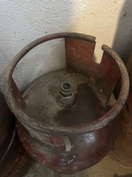 Газовые баллоны 2шт