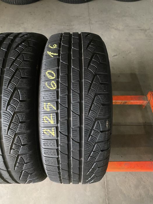 Anvelope iarna 225/60/16 Pirelli Sottozero 2 225 60 16 R16