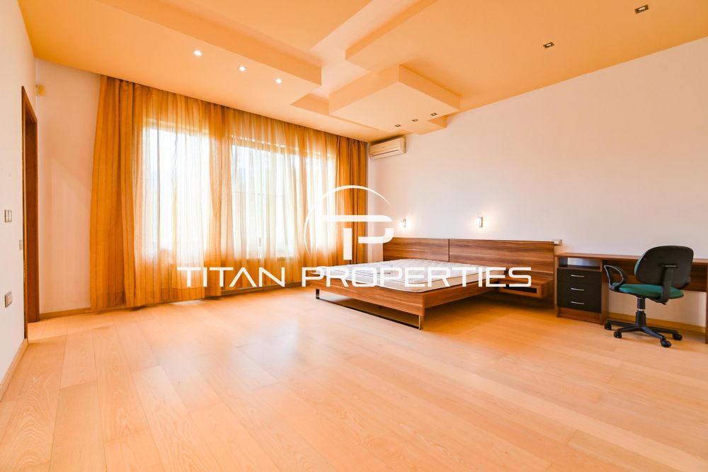 Дава се под наем Четиристаен апартамент в София, Витоша - 300 кв.м за 1900 € - Снимка #18