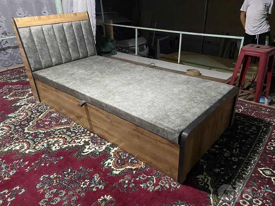 1 etajli mebil tegi sandiqli