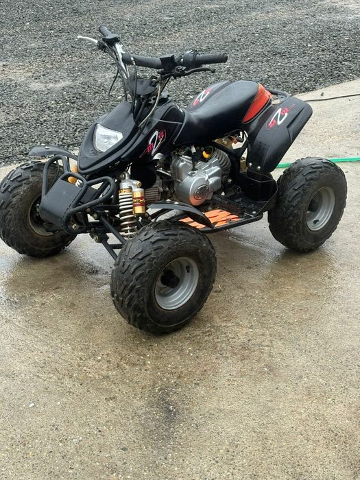 Vând  atv Honda 124cc în stare perfecta