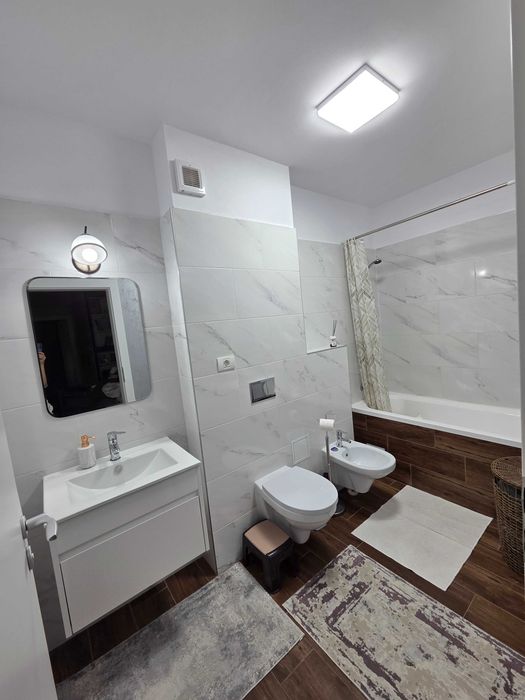 Apartament 2 camere , etaj 4 , cartier Tractorul,  BRAȘOV