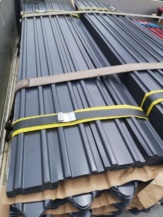 Sipca metalica pentru gard maro 2ml  Aspect rafinat si modern