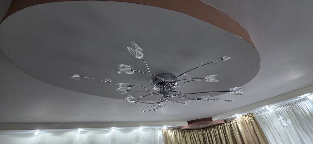 Lustra/Plafoniera din sticla cu led