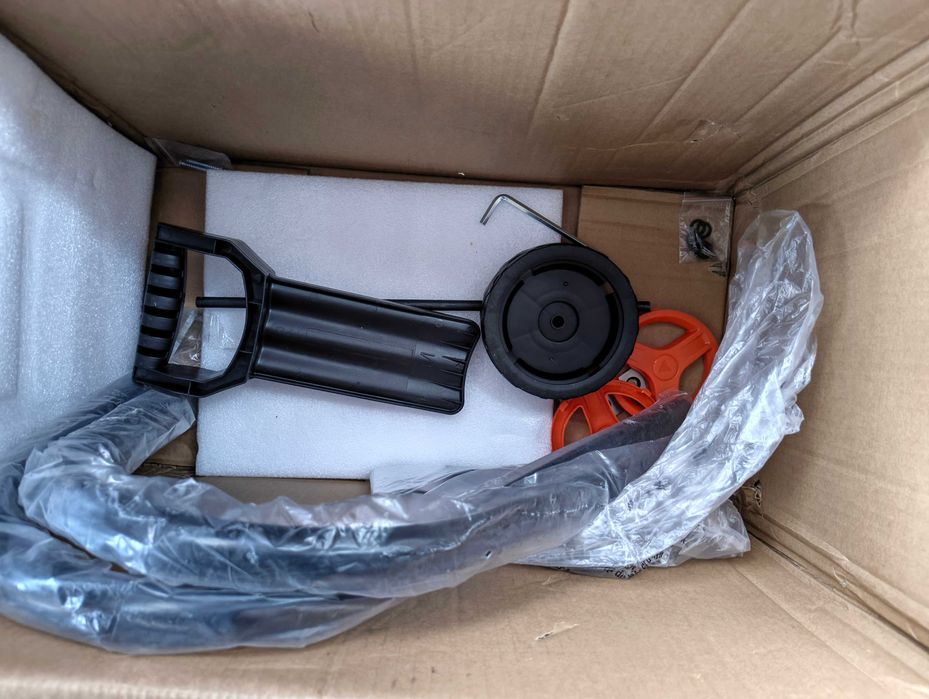 Tocator Electric AIVOLT Crengi si Resturi Vegetale