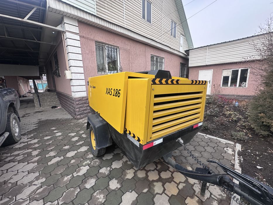 Продам компрессор 12 куб