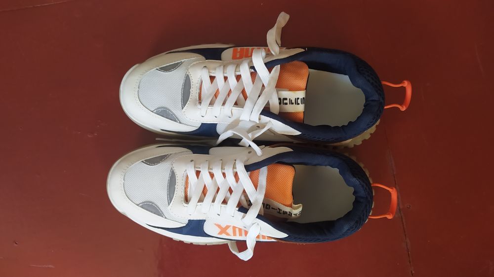 Кроссовки. 41 размер