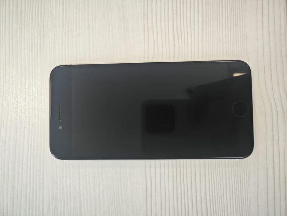 Iphone SE 2020 года