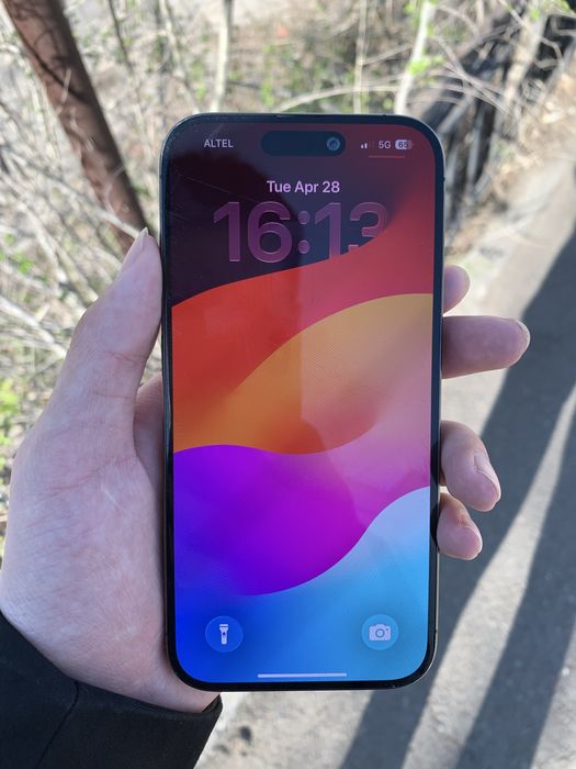 iphone 15 Pro С коробкой