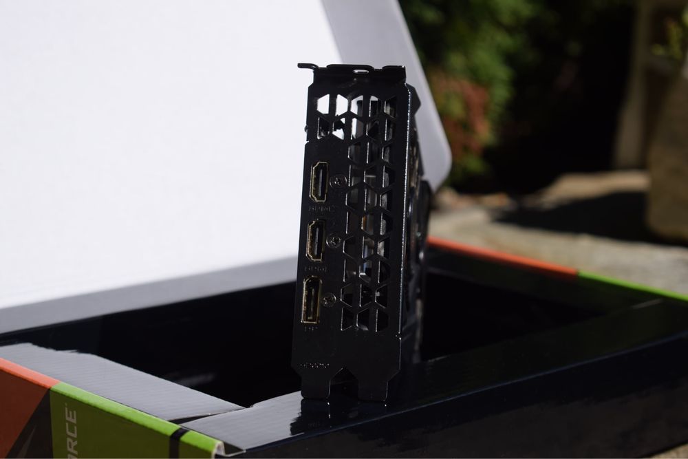 Видео карта 1650, 4gb vram