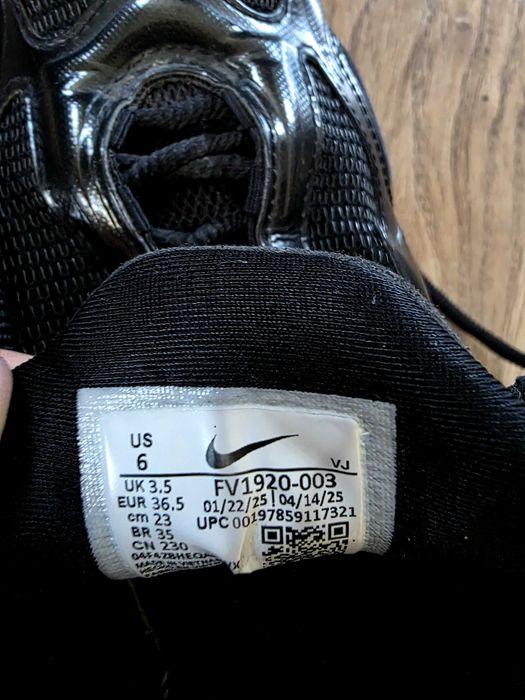 Маратонки Nike унисекс, черни.