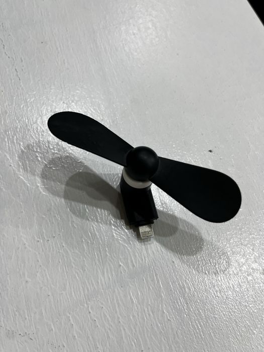 Мини-вентилятор для смартфона (Lightning)