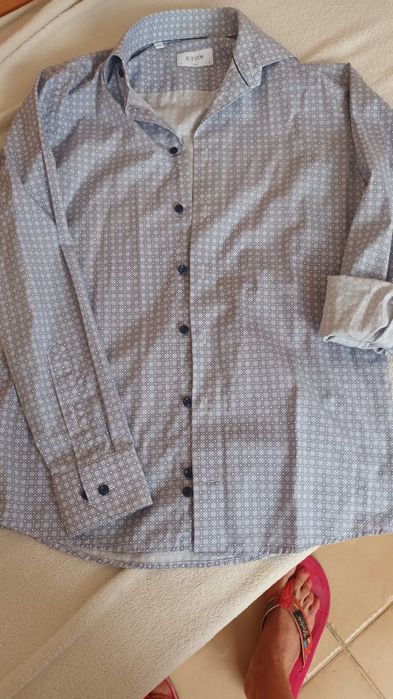Мъжки ризи размер S. Ризите са запазени, в много добро състояние.