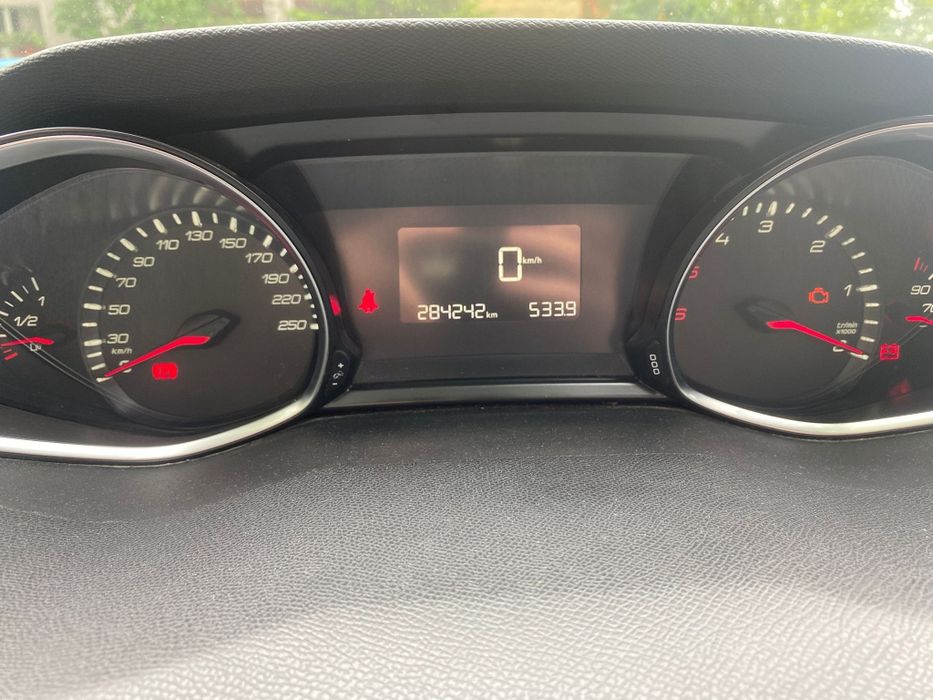 Peugeot  308 1.6 hdi