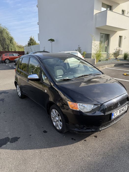 Ocazie Mitubishi Colt impecabil 79 000 km