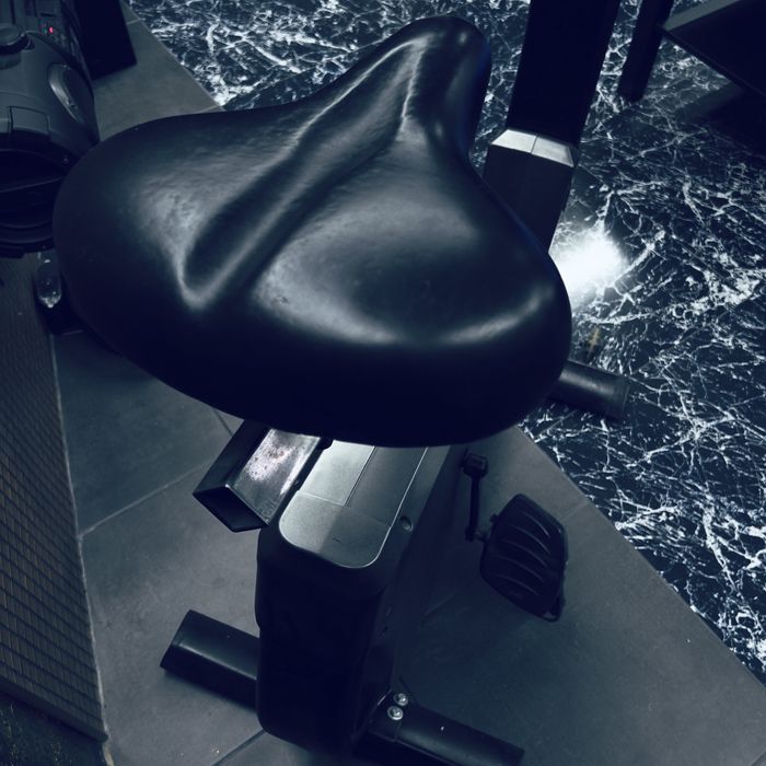 Велоергометър cardiostrong