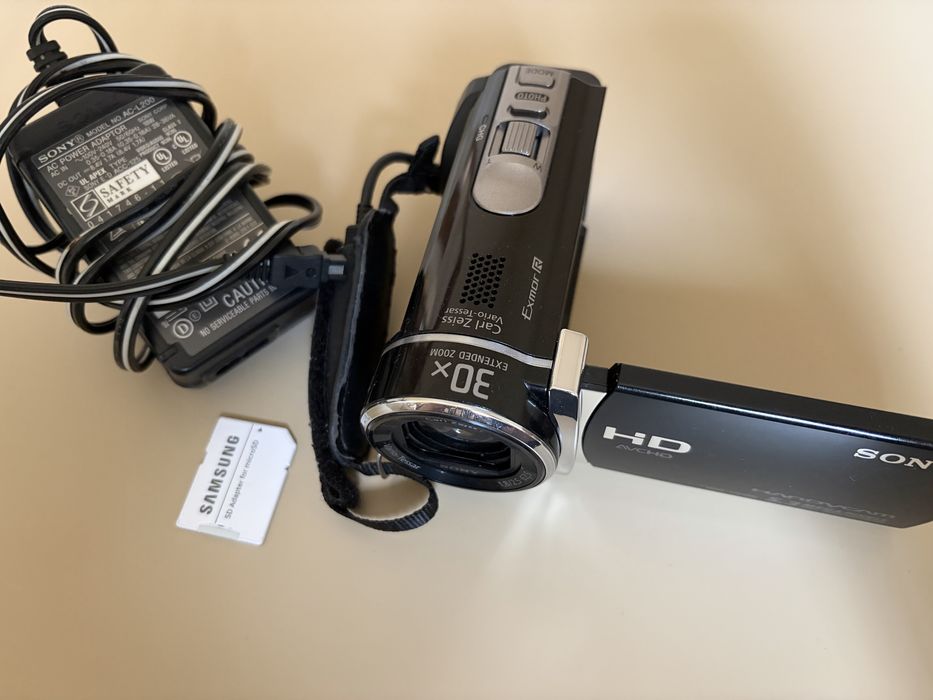 Camera Sony Handycam HDR-CX190