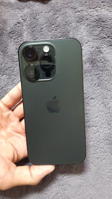 14pro 256gb 82%.