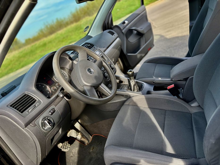 Volkswagen GOLF 5 1.6 FSI [negociabil]