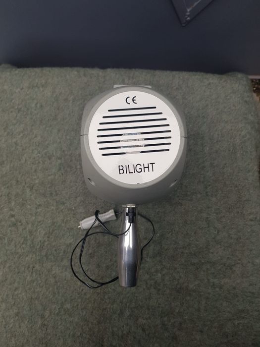 Dispozitiv optic auto