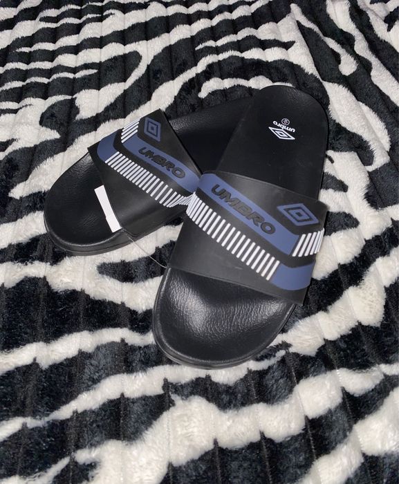 Чехли Umbro Sliders