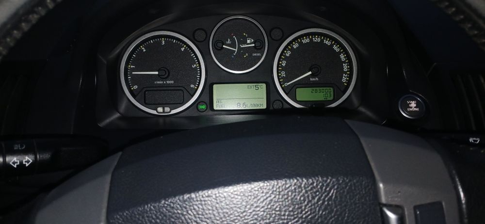 Vând Land Rover freelander 2