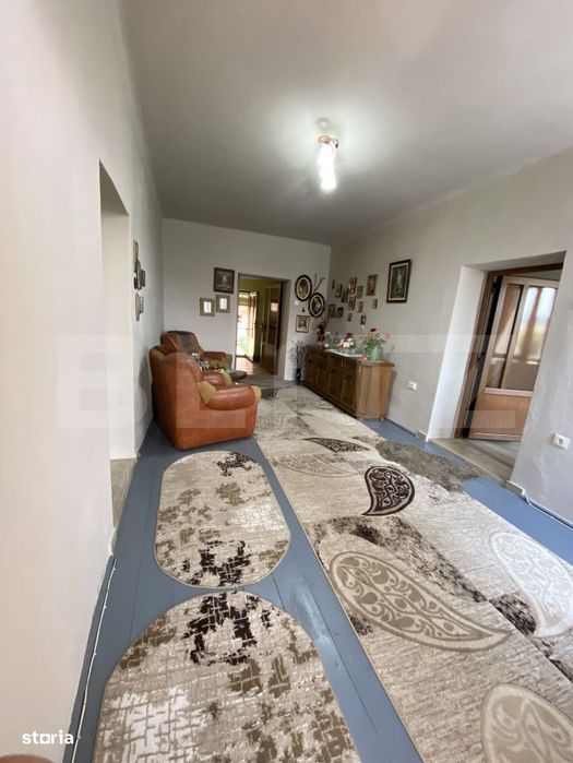 Casa de vanzare, 3 camere, 150 mp, 3.687 mp teren - Livezile