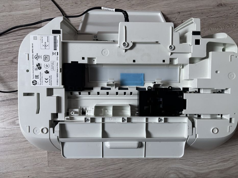 Imprimanta HP DeskJet 2720