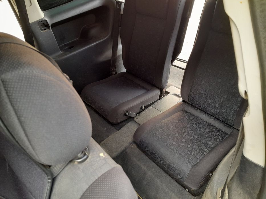 Продаю опель зафира