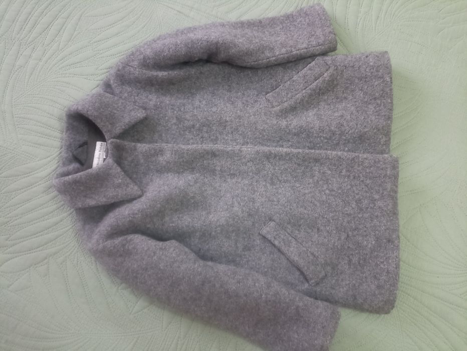 Продам пальто для девочки 100% натуральная шерсть