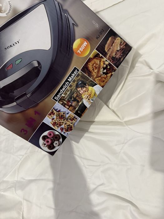 Вафельница 3 в 1, мультипекарь, в отличном состоянии