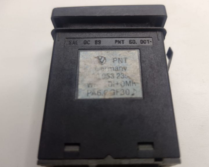 Buton Avarie 3B0953235D / 3B0 953 235 D / 3B0-953-235-D / 3B0.953.235