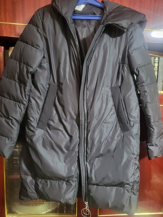 Продам зимние куртки